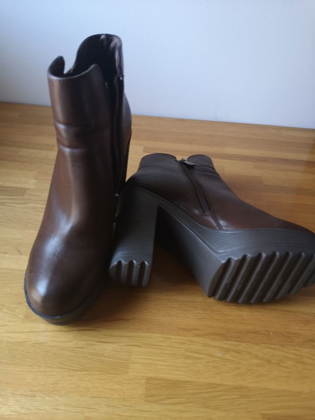 BOTINES MARRON 38