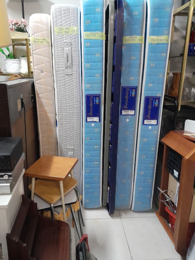 Grandes ofertas de Camas, Colchones, Canapés