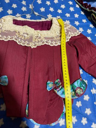 Traje fallera niña con manteletas 