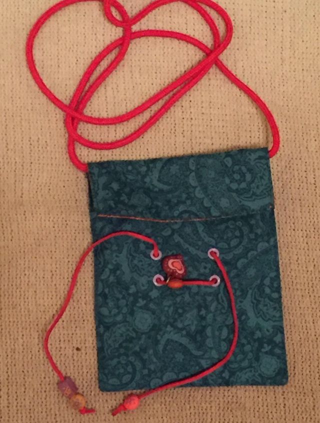 Regalo por compra Bolsito tela Busquets para niña