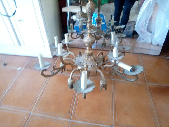 lámpara antigua de bronce