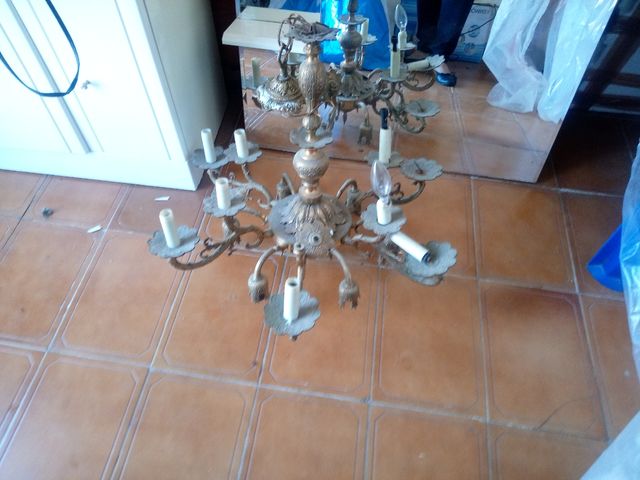 lámpara antigua de bronce