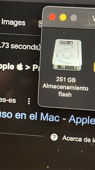 MacBook Air 2020 13" con garantía aún 8gb 256 gb