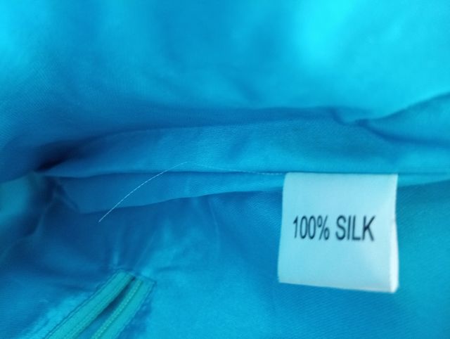 Bolso de seda turquesa 