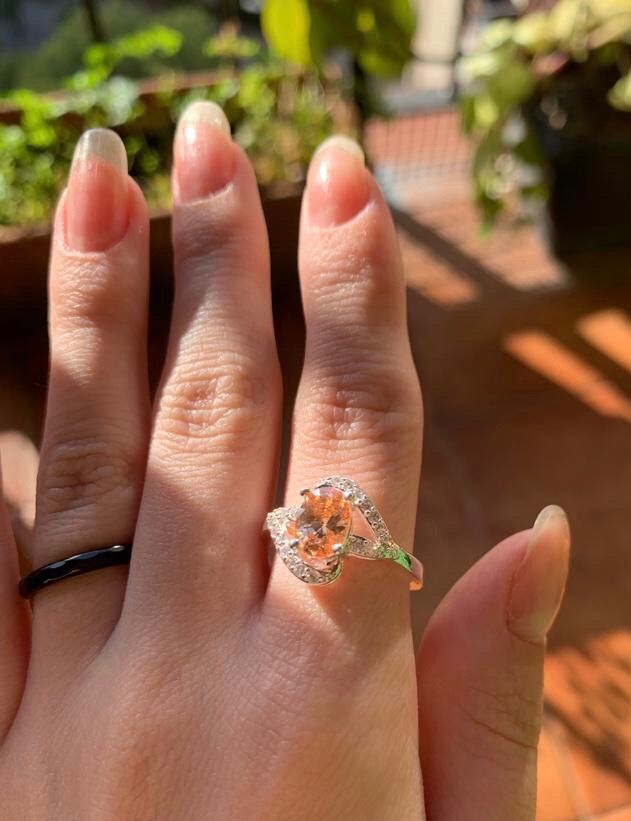 Anillo de plata de ley y circonita chanpagne