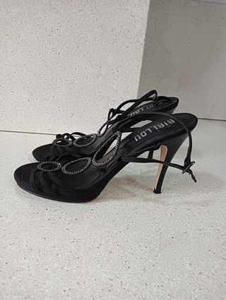 Sandalias BIBI LOU súper nuevas 