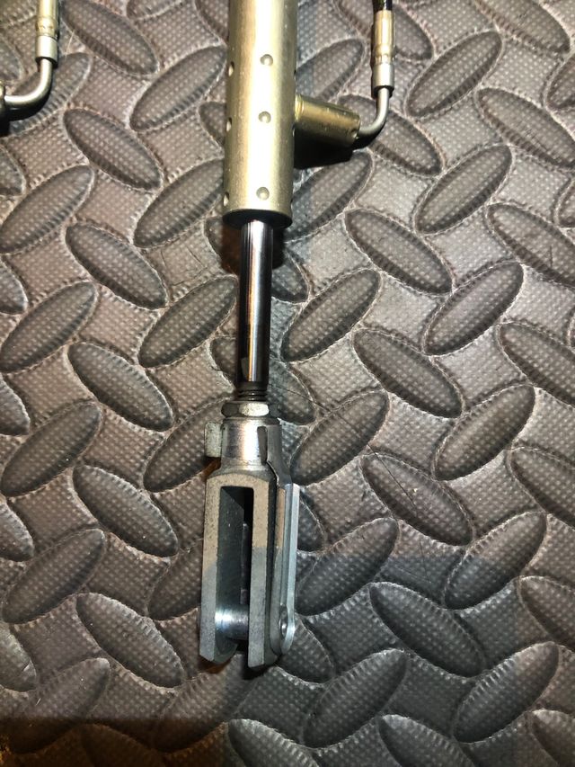 Reparacion Pistones maletero slk R170