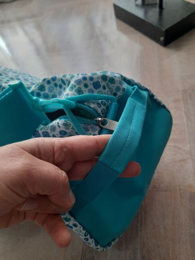 Bolso y neceser Busquets