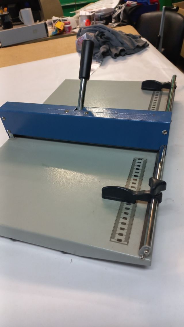 Hendidura Yosan 355H