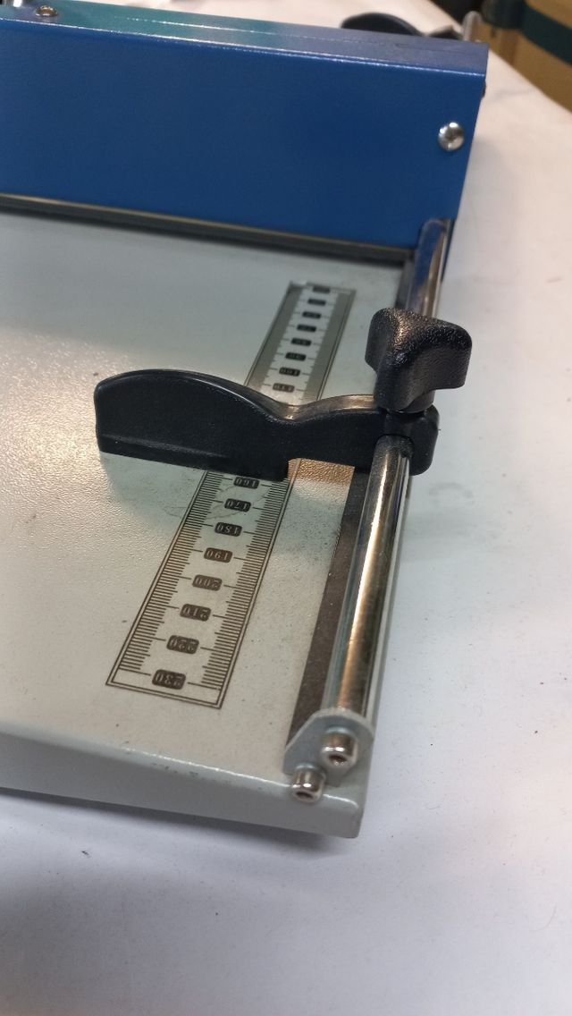 Hendidura Yosan 355H