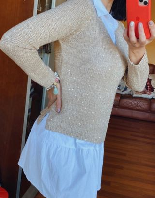 Jersey de punto dorado con lentejuelas talla S