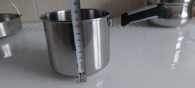 Nº 172.- Cazos de acero inoxidable 18/10