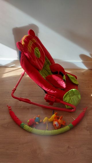 hamaca musical  y vibratoria de bebé