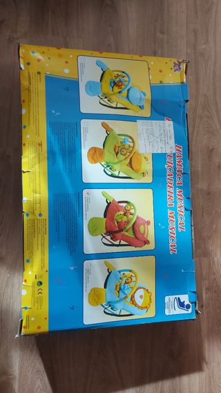 hamaca musical  y vibratoria de bebé