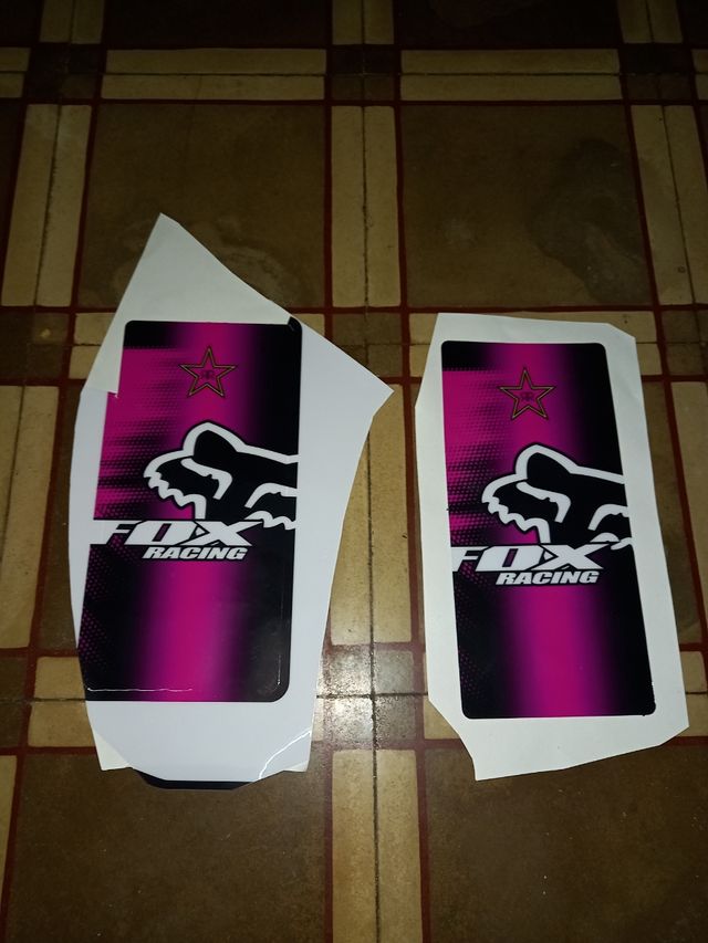 pegatinas moto yamaha o suzuki