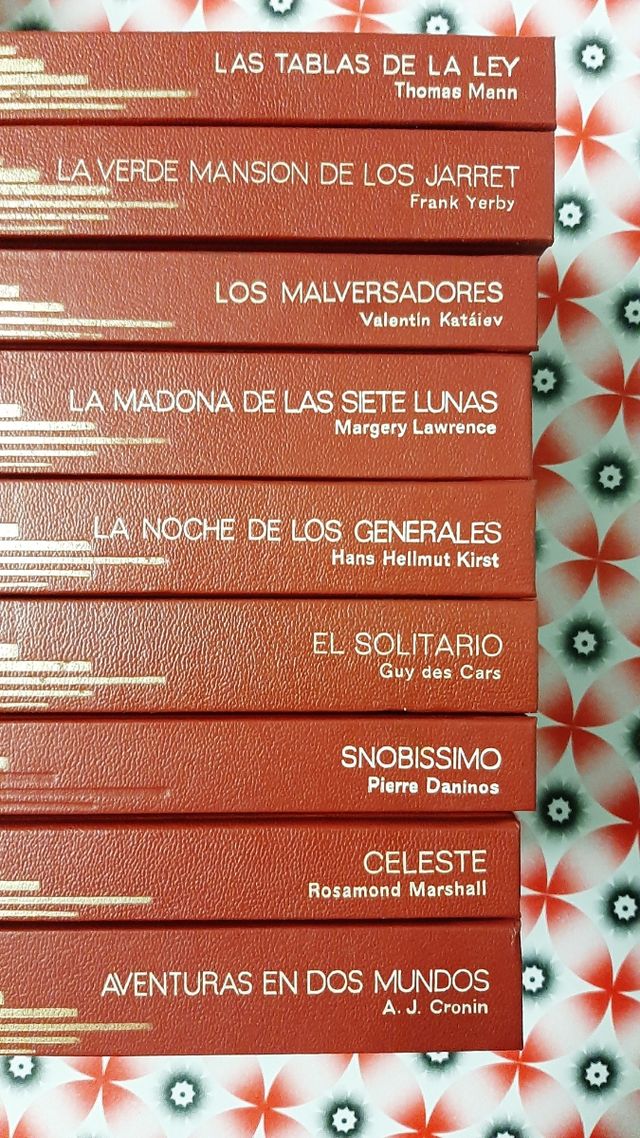 18 volúmenes Lit. Univ. s.XX