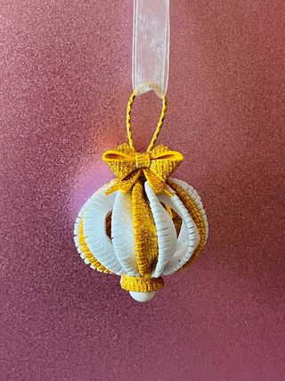 Decorazioni natalizie realizzate a mano 