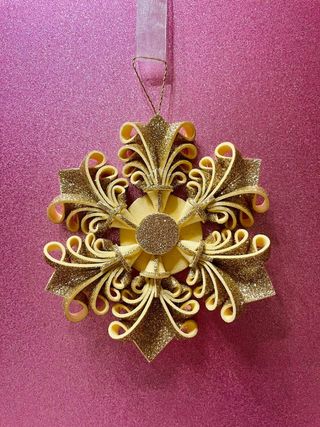 Decorazioni natalizie realizzate a mano 