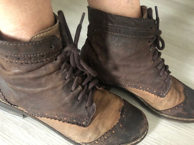 Stivaletto basso in vera pelle n 38