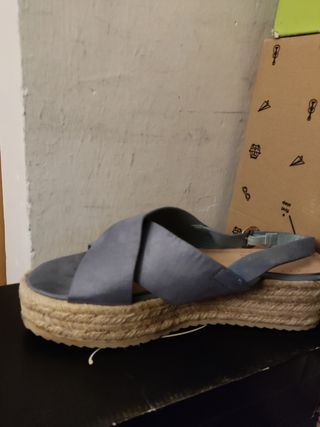 sandalias con cuña