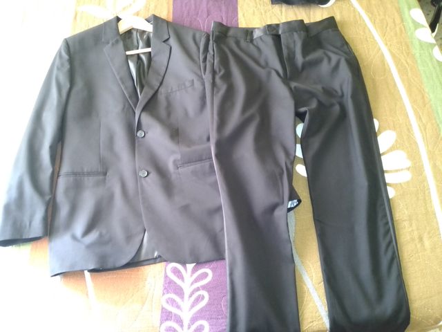 Traje de hombre.