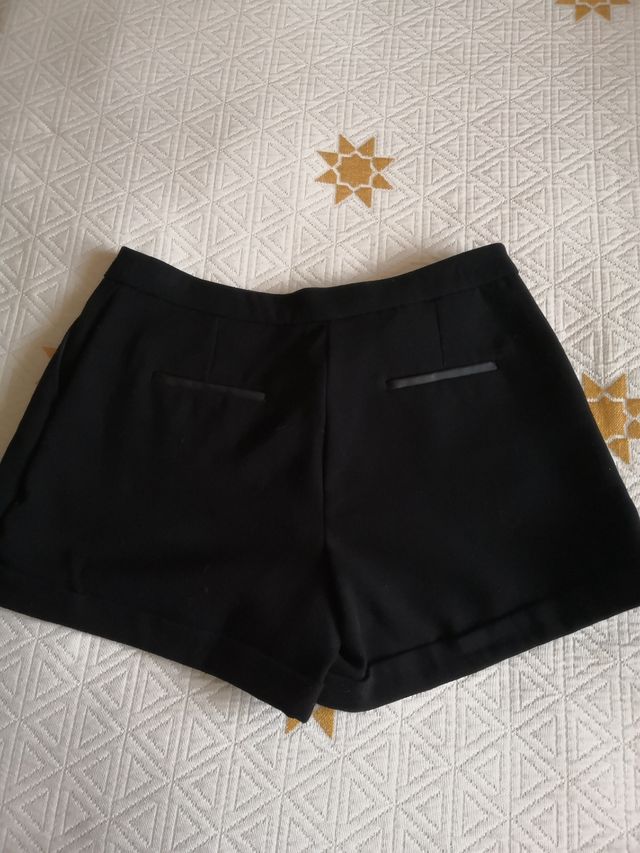 Pantalón corto Zara