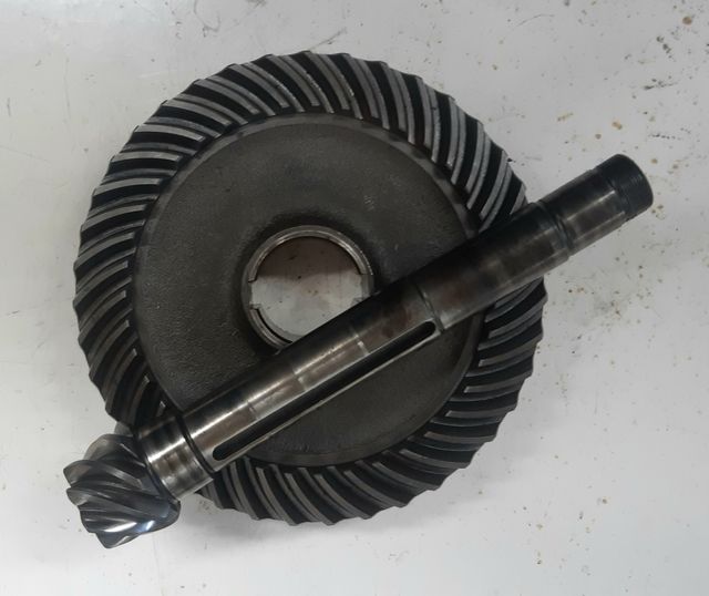 DEUTZ D4006 GRUPO CÓNICO 