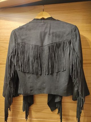 Cazadora de ante Bershka