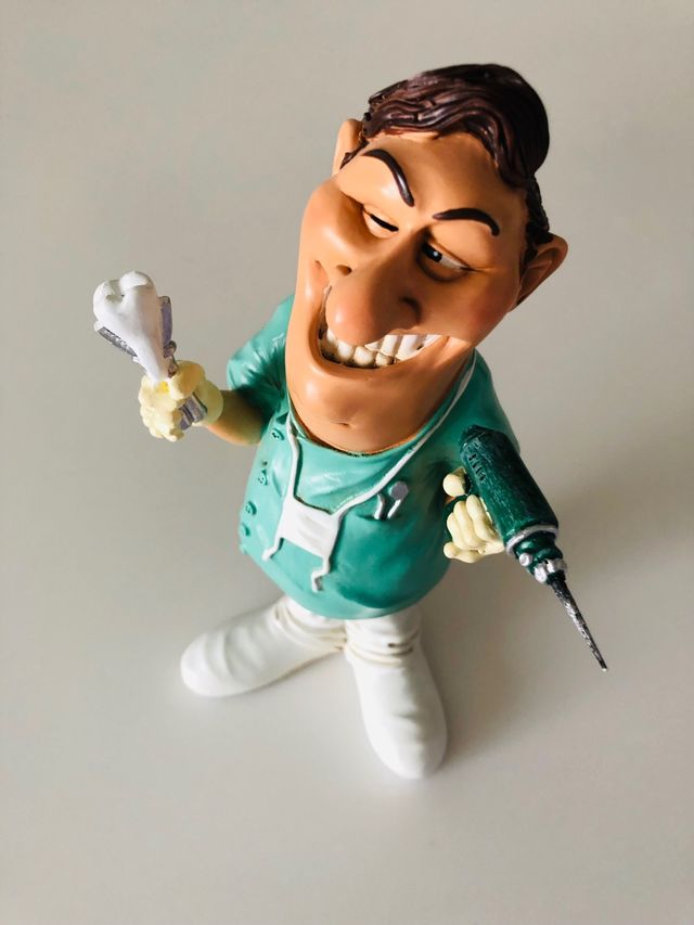 Figura Coleccionismo Dentista de resina