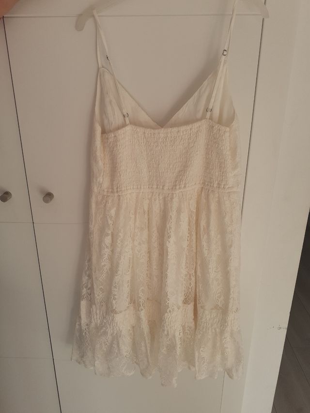 Vestido encaje Hollister
