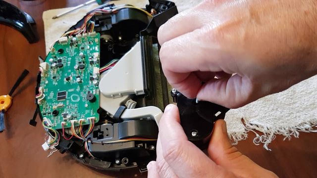 Reparación aspiradores Conga, roomba, xiaomi, LG…