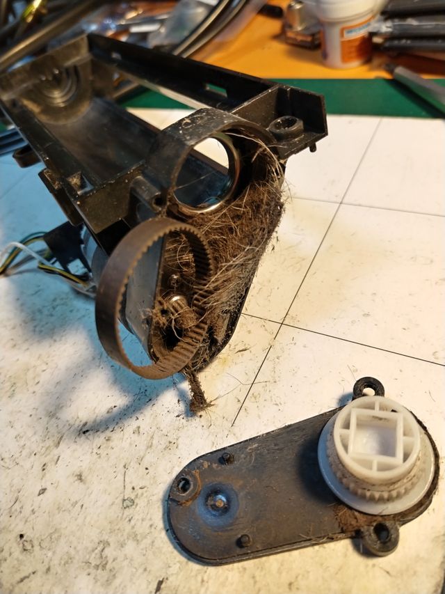 Reparación aspiradores Conga, roomba, xiaomi, LG…