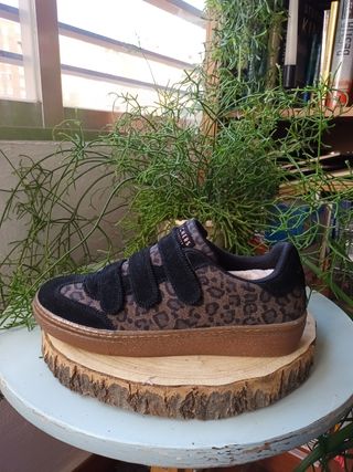 Deportivas Skechers n°38. Son nuevas. SIN estrenar