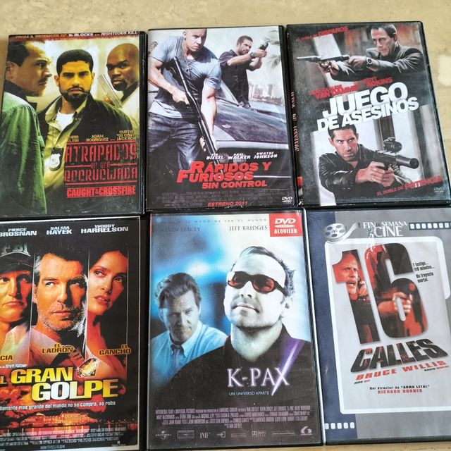 Películas en DVD nuevas con su caja.