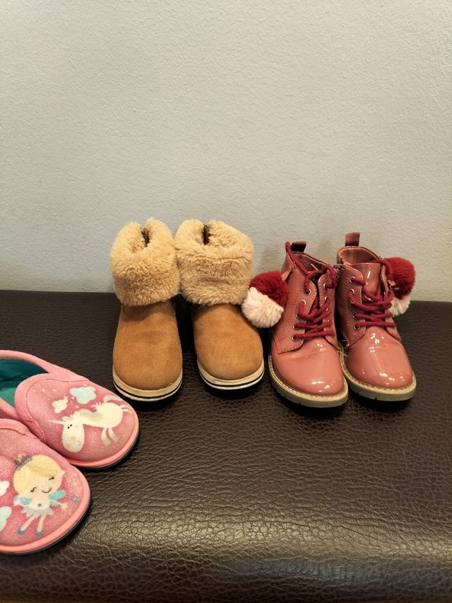 LOTE Botas zara baby N 23