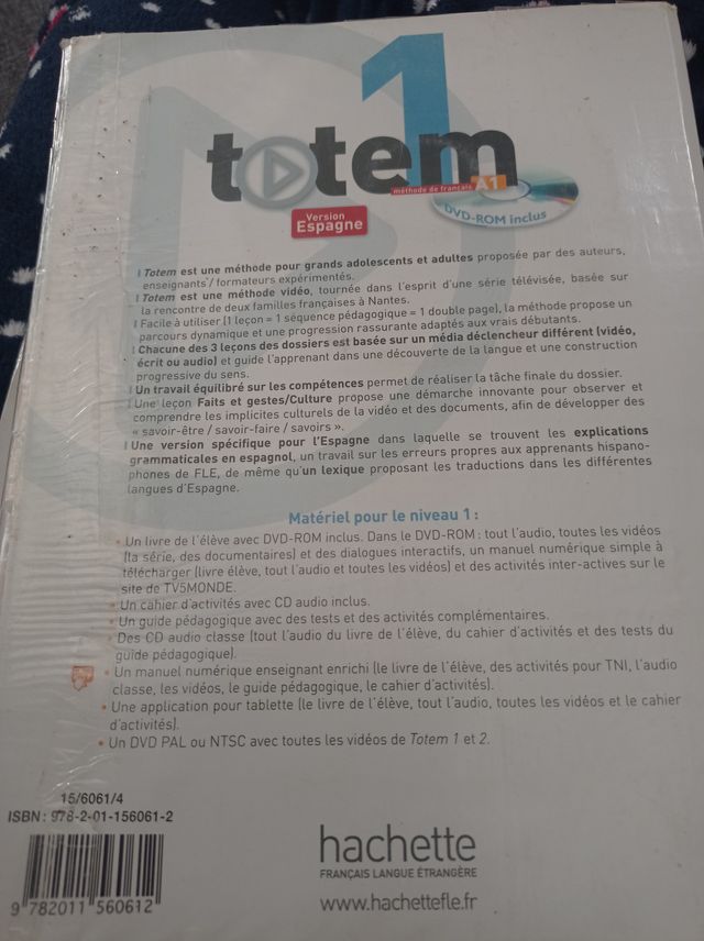 Libro tótem 1 (A1) y libro de actividades