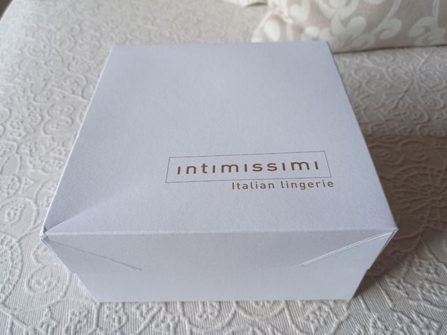 Liga de novia sin estrenar