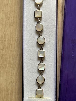 Pulsera plata y nácar