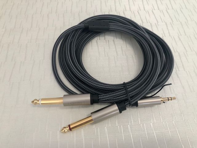 Cables y adaptadores de audio (podcasting, etc)