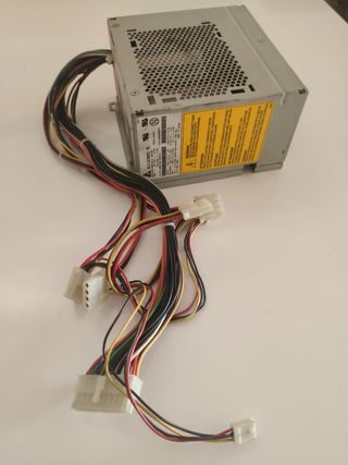 Fuente DELTA 200W
