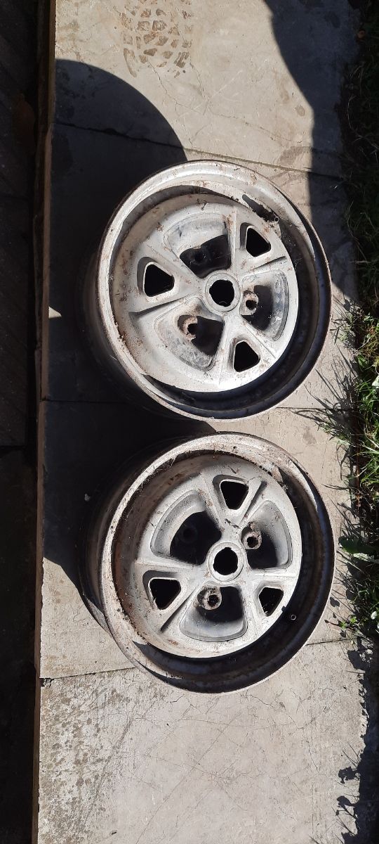 2 llantas chapa  renault 14