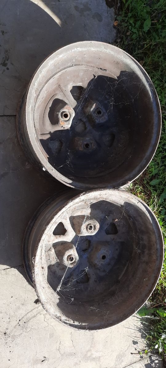 2 llantas chapa  renault 14