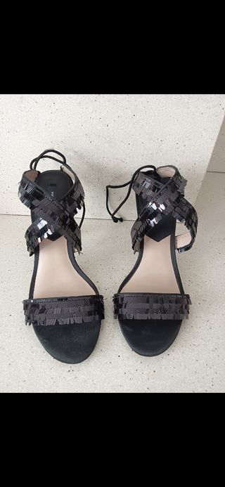 Sandalias MANGO súper nuevas. 