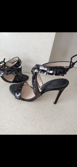Sandalias MANGO súper nuevas. 