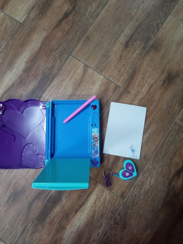 Diario secreto electrónico y puzzles de Frozen