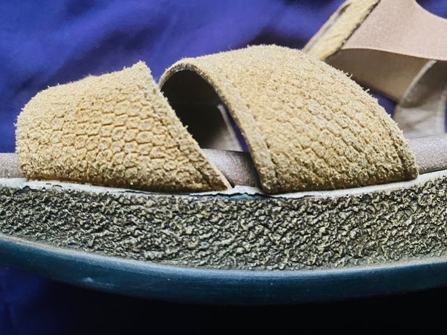 Arcopedico sandalias brillo beige