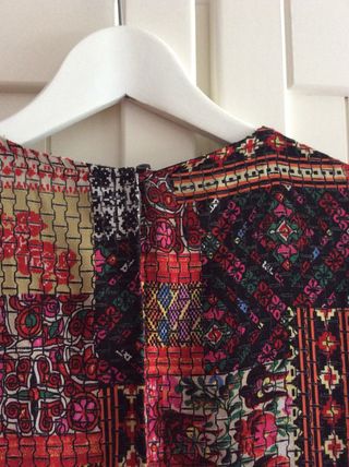 Vestido midi patchwork Zara