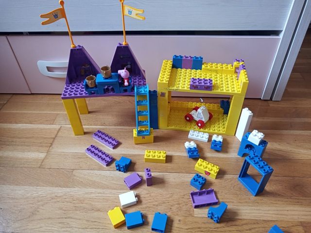 Castillo de Pepa Pig de Lego