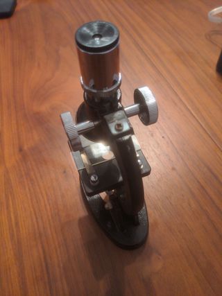 Microscopio de juguete