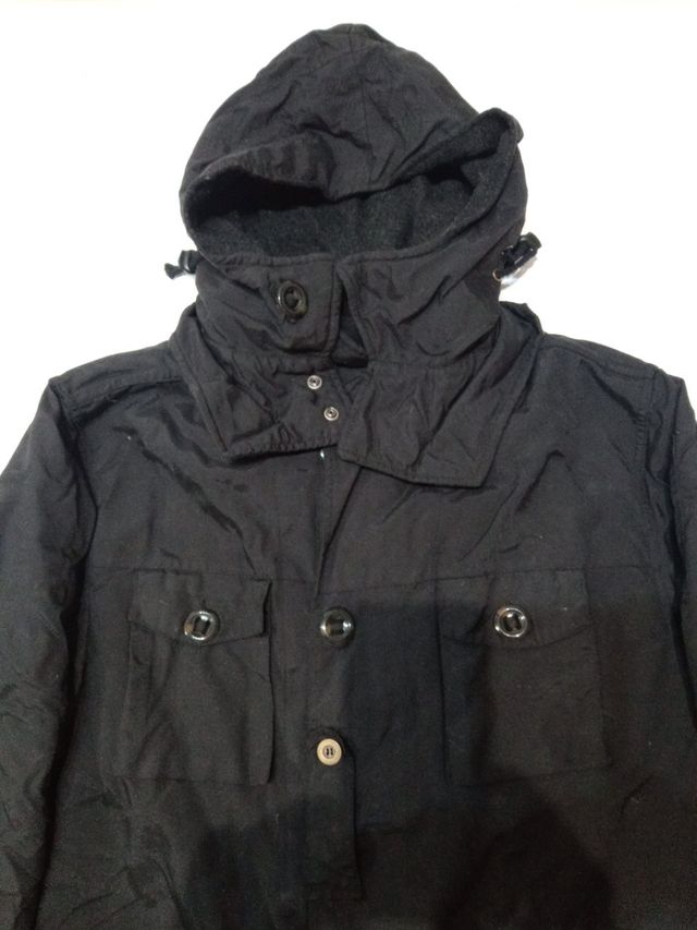 Parka Negra Hombre T-52. Adolfo Domínguez.